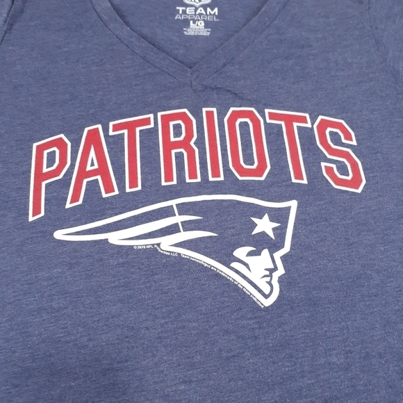 NFL Apparel Patriots V-Neck T-Shirt Size Large - Picture 2 of 5